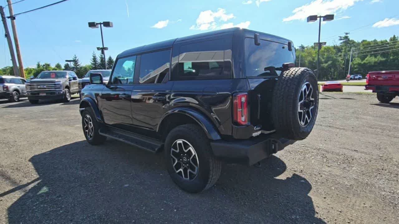 Certified Used 2025 Shadow Black Ford Outer Banks image 6