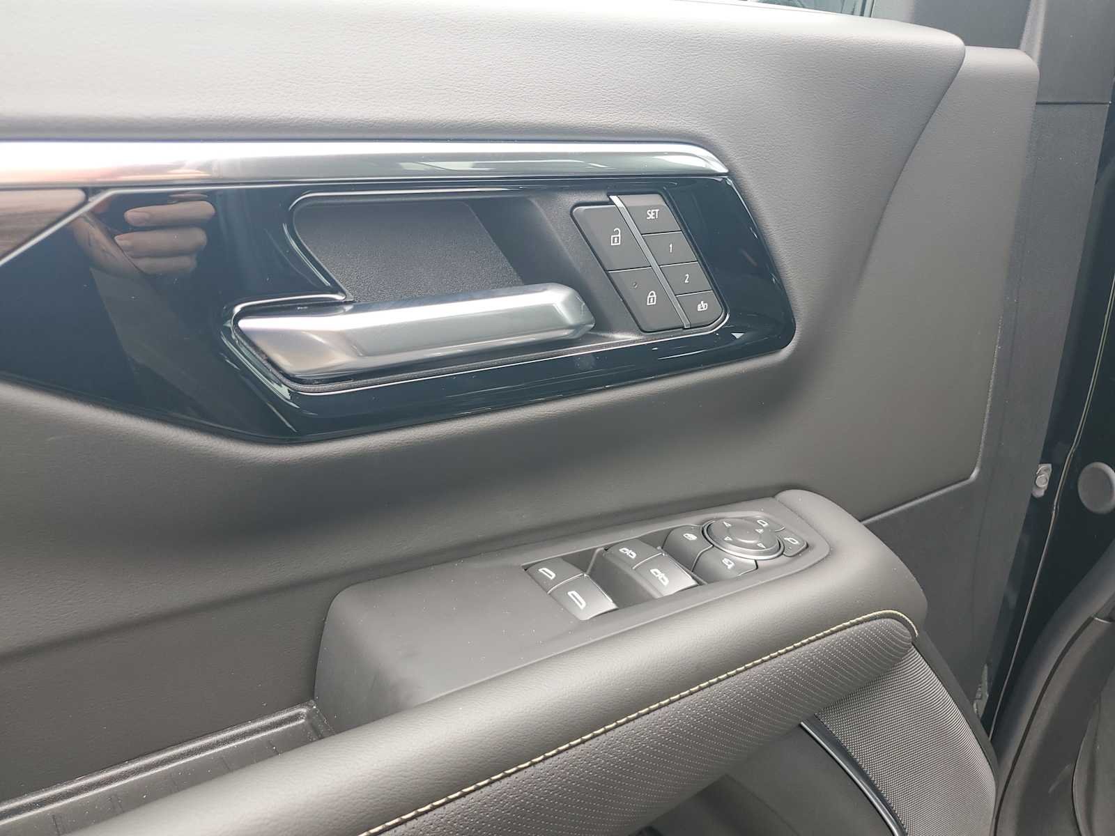 2026 Chevrolet Tahoe Premier - Photo 21