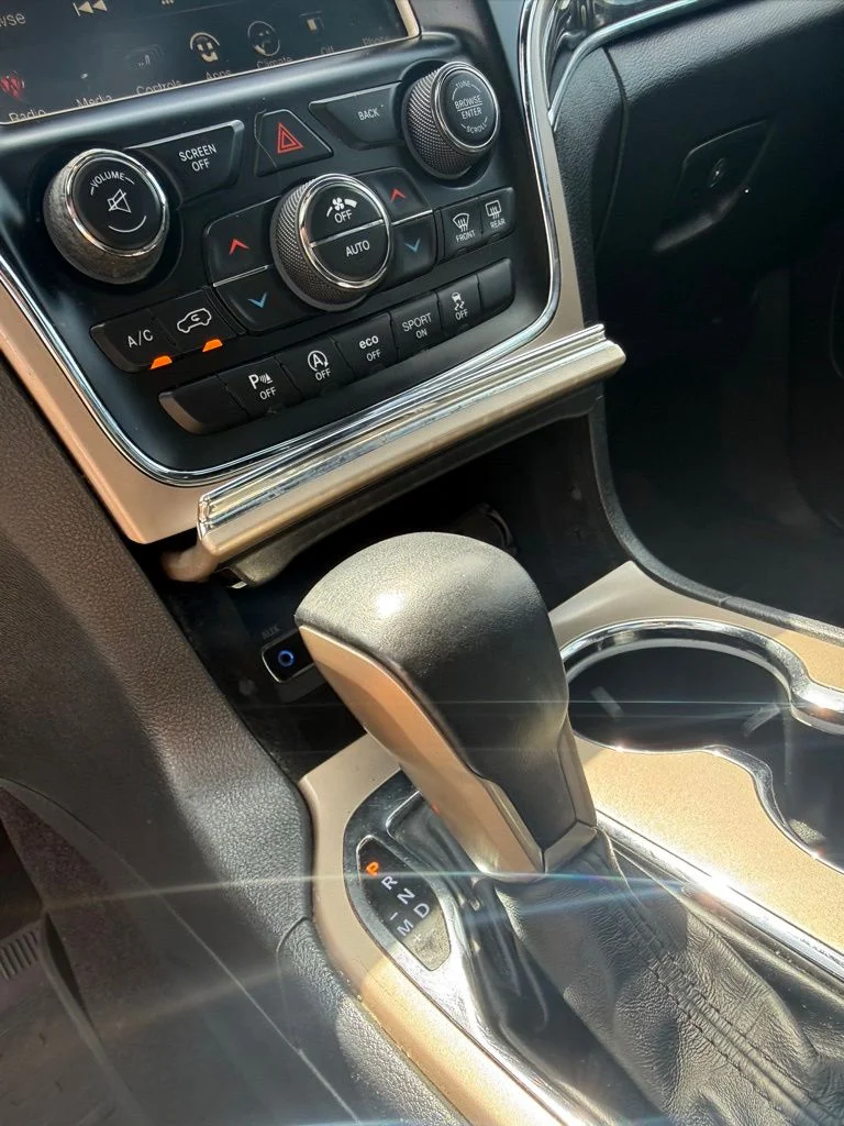 Used 2017 Green Jeep Limited image 17
