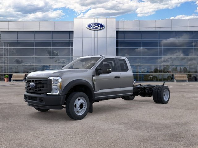 2025 Ford Chassis Cab F-450® XL