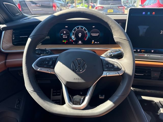 New 2026 Sandstone Volkswagen SEL R-Line Turbo image 23