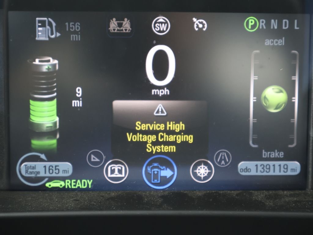 Used 2013 Chevrolet Volt Base with VIN 1G1RB6E40DU112496 for sale in Albany, OR