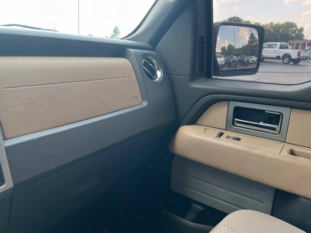 Used 2011 Bronze Metallic Ford XLT image 12