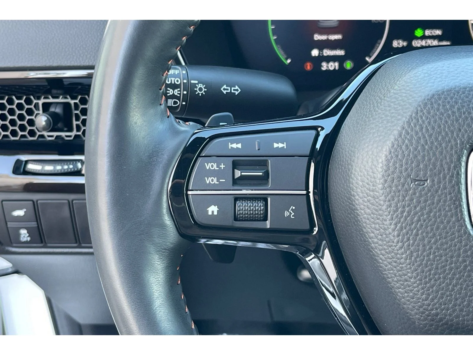 Used 2023 Platinum White Pearl Honda Sport Touring image 35