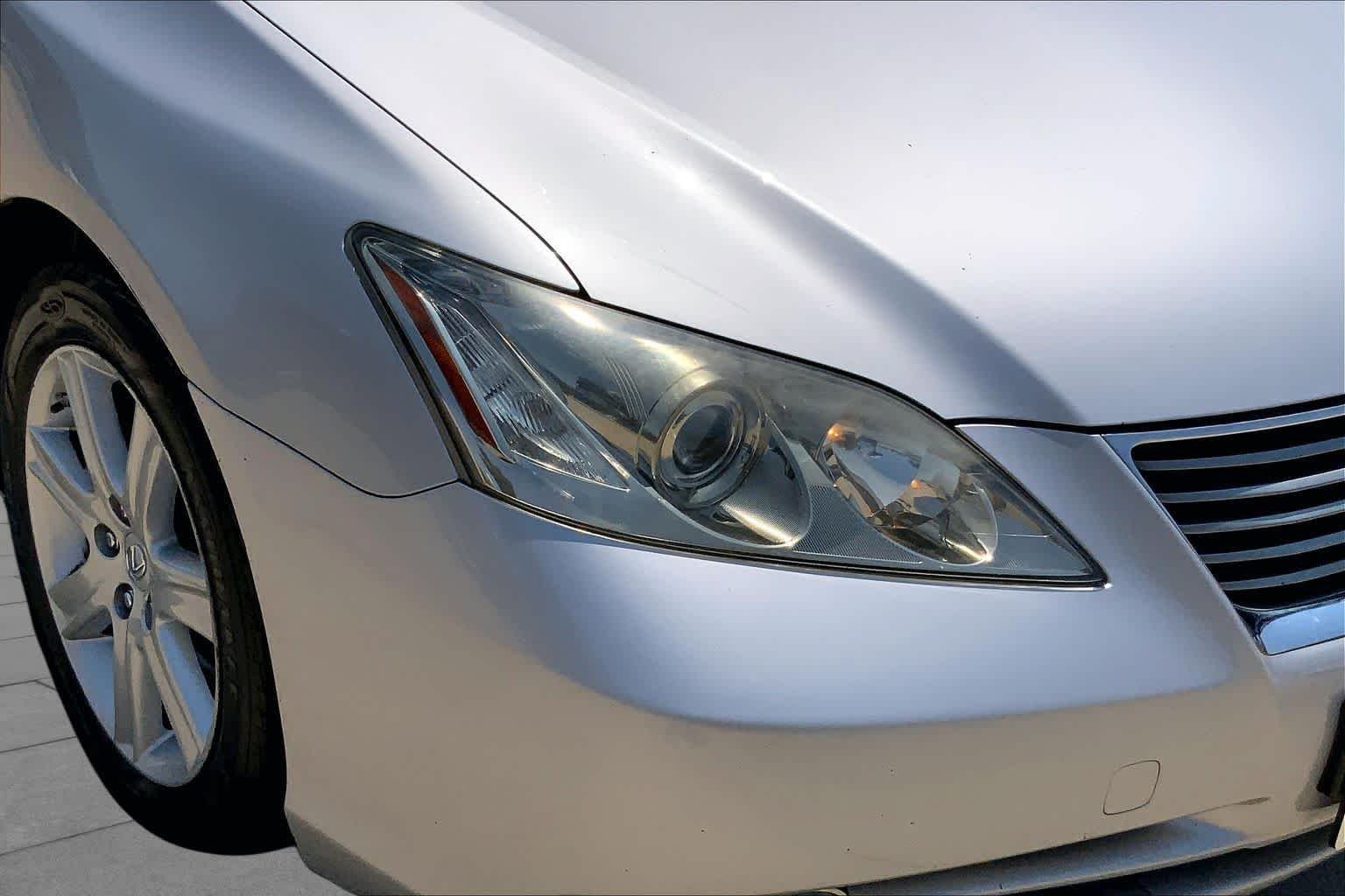 Used 2007 Tungsten Metallic Lexus  image 22