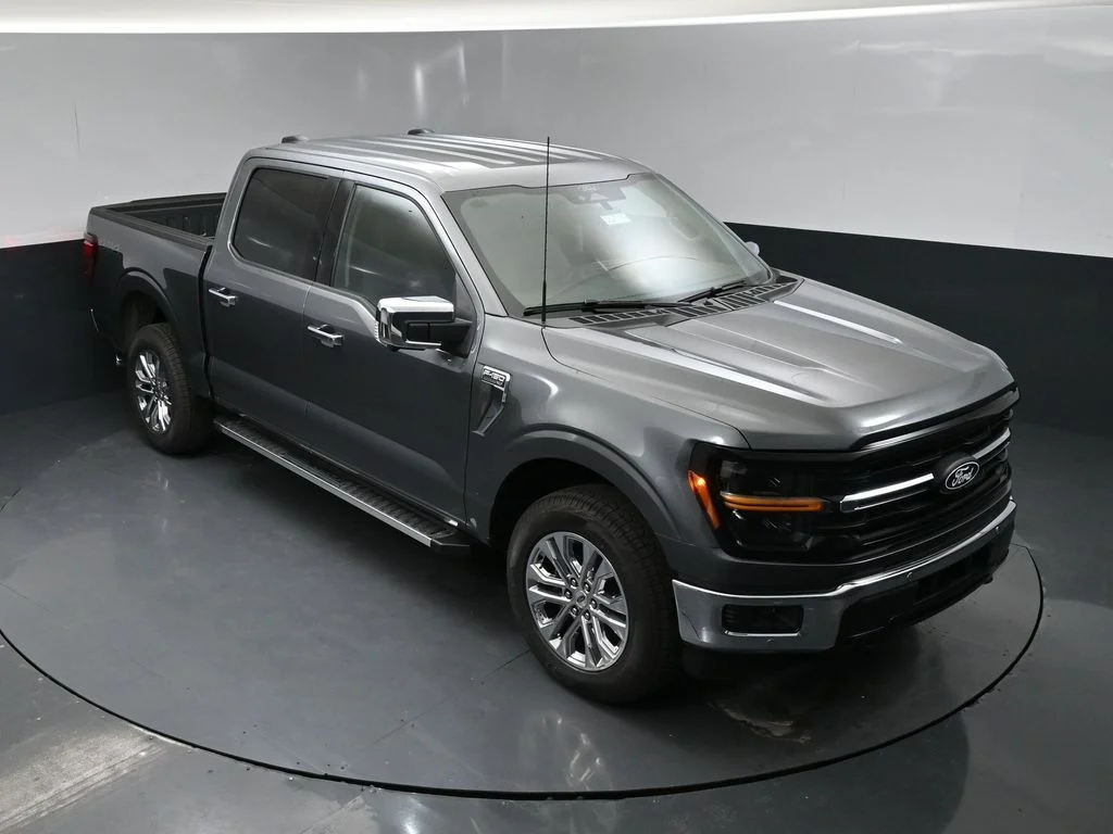 New 2026 Gray Ford XLT image 36