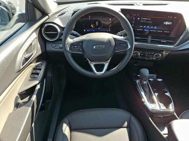 New 2026 Green Chevrolet ACTIV image 9