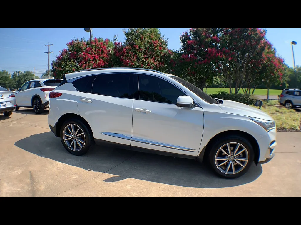 Used 2021 PLAT WHT/EBONY Acura w/Technology Package image 9