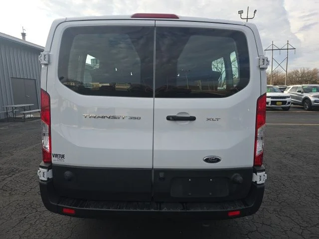 Used 2024 Oxford White Ford XLT image 6