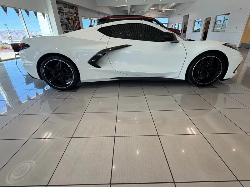 Used 2024 Arctic White Chevrolet 2LT image 2