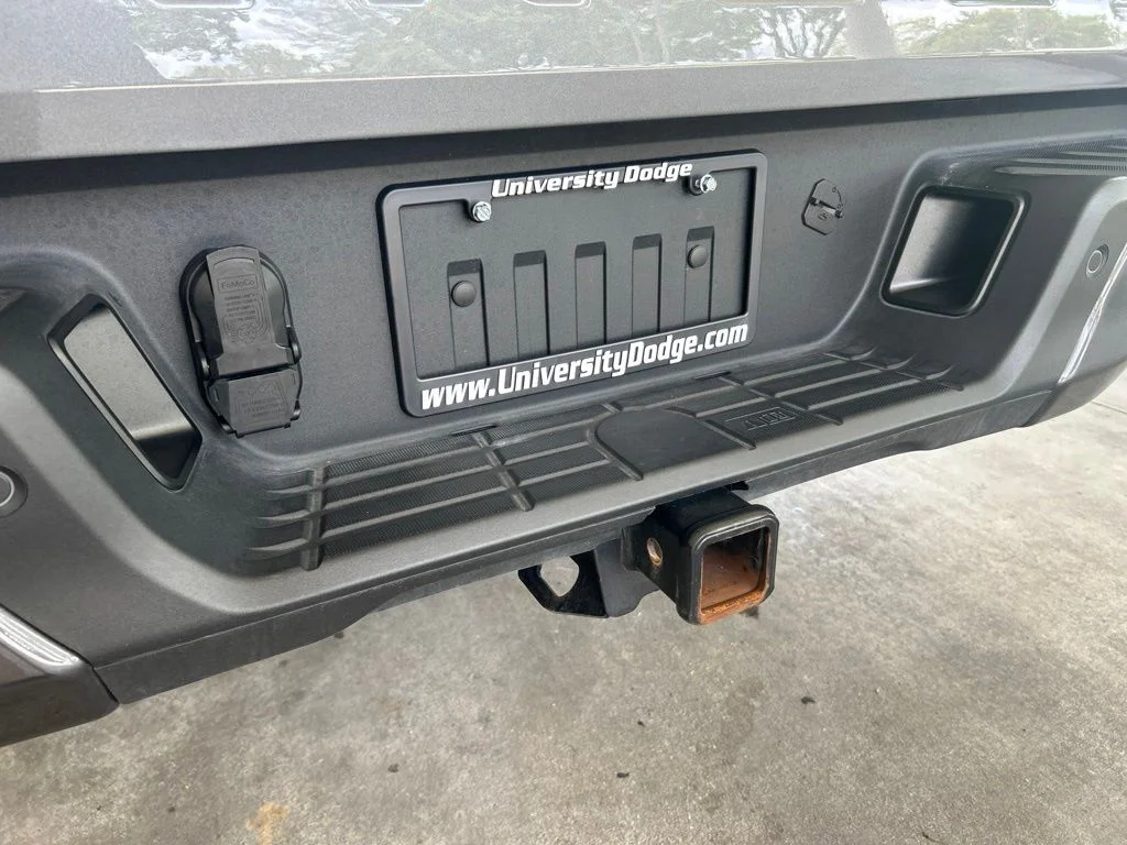 Used 2025 Gray Ford XLT image 18