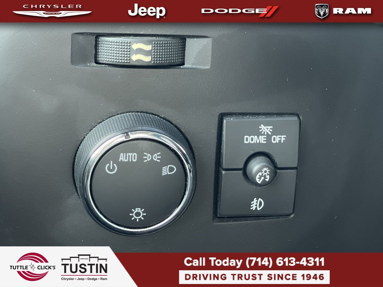 Used 2011 Stealth Gray Metallic GMC SLE image 34