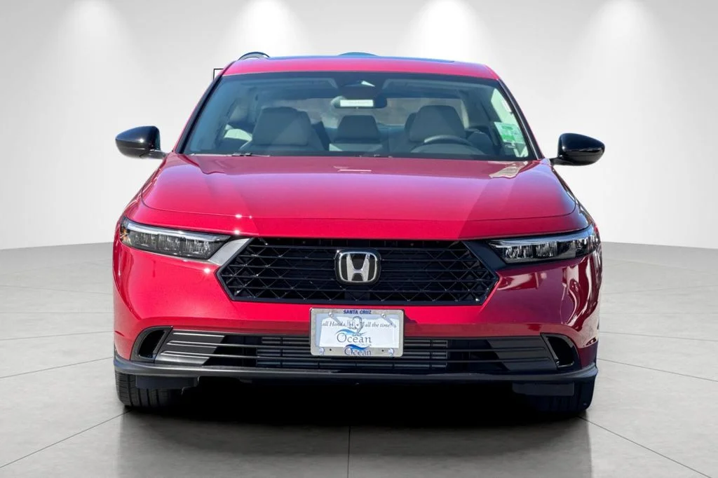 Used 2025 Radiant Red Metallic Honda SE image 9