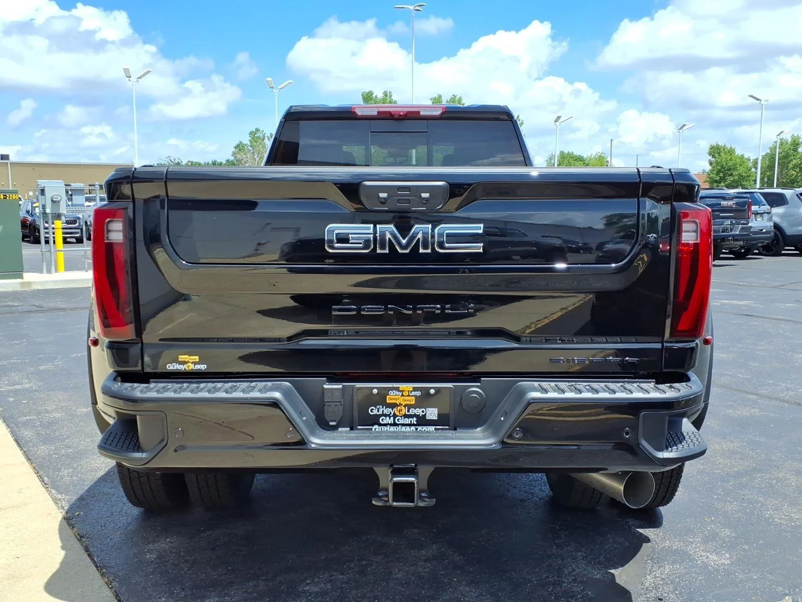 2026 GMC Sierra 3500HD Denali Ultimate - Photo 9