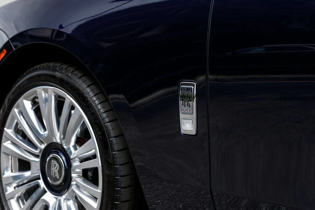 Used 2021 Midnight Sapphire Rolls-Royce  image 16
