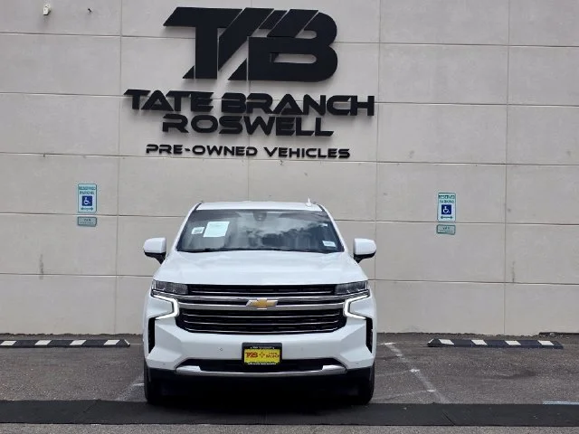 Used 2022 White Chevrolet LT image 3