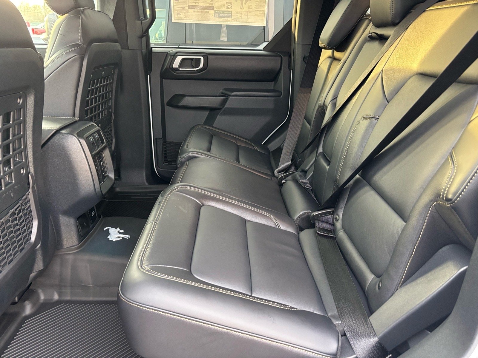 New 2026 Oxford White Ford Badlands® image 10