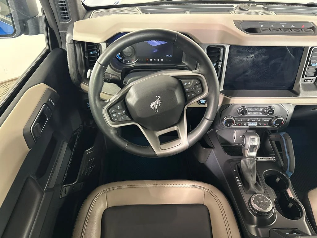 Used 2024 Blue Ford Wildtrak image 31
