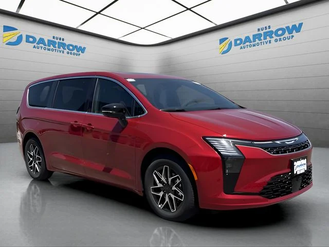 New 2027 Red Hot Pearl-Coat Exterior Paint Chrysler Limited image 7