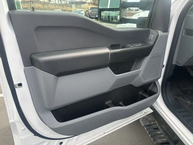 Used 2024 White Ford XL image 25