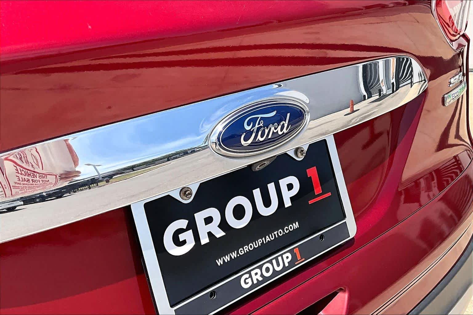 Used 2013 Ruby Red Ford SEL image 31