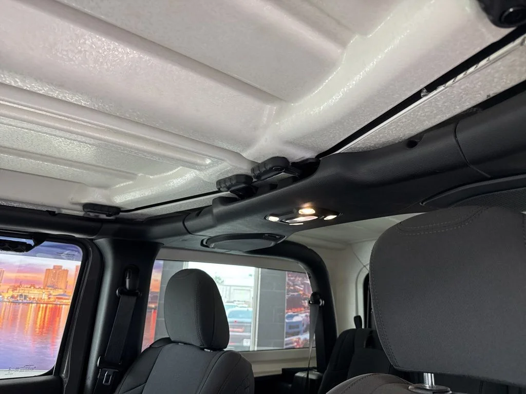 Used 2022 Gray Jeep Sport S image 13