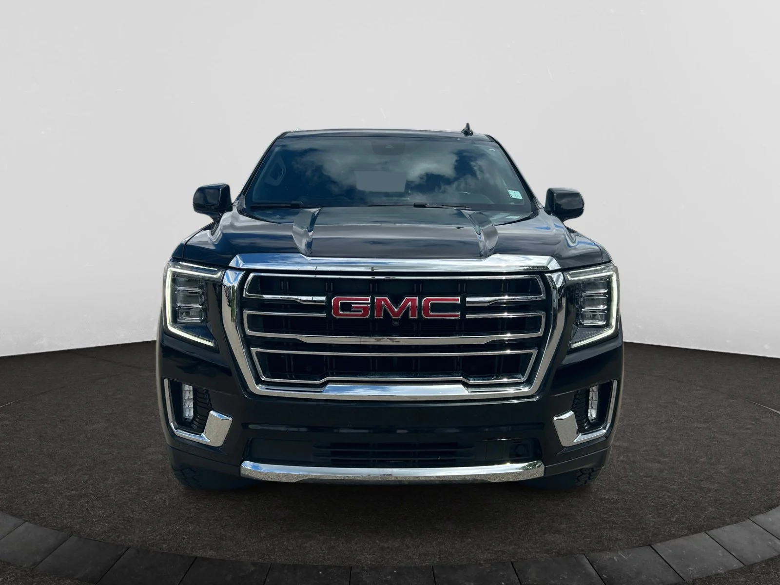 Used 2023 Black GMC SLT 4WD image 8