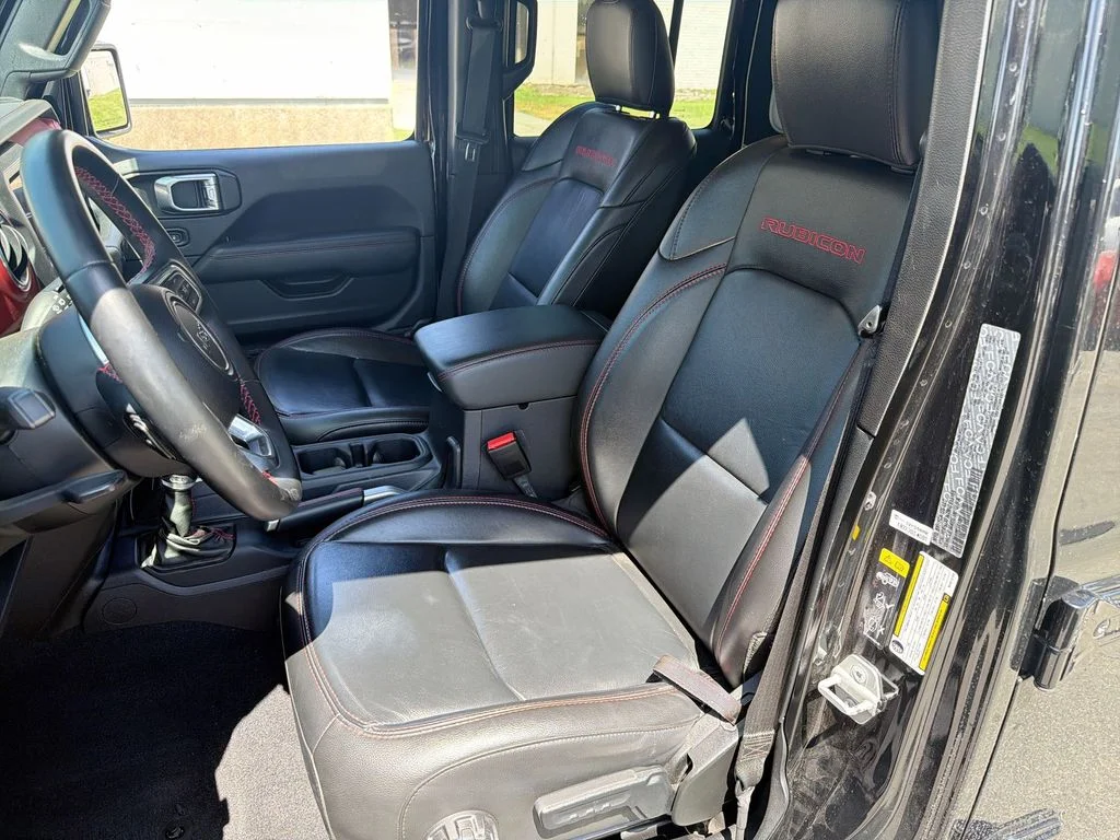 Used 2021 Black Jeep Unlimited Rubicon image 13