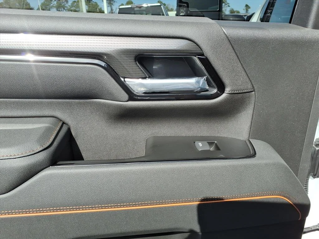 2026 GMC Sierra 2500HD AT4 - Photo 6
