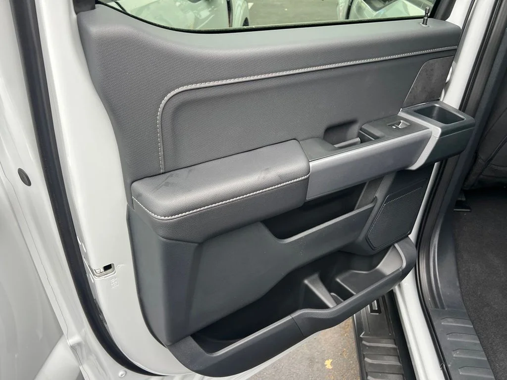 New 2026 Avalanche Ford XLT image 14