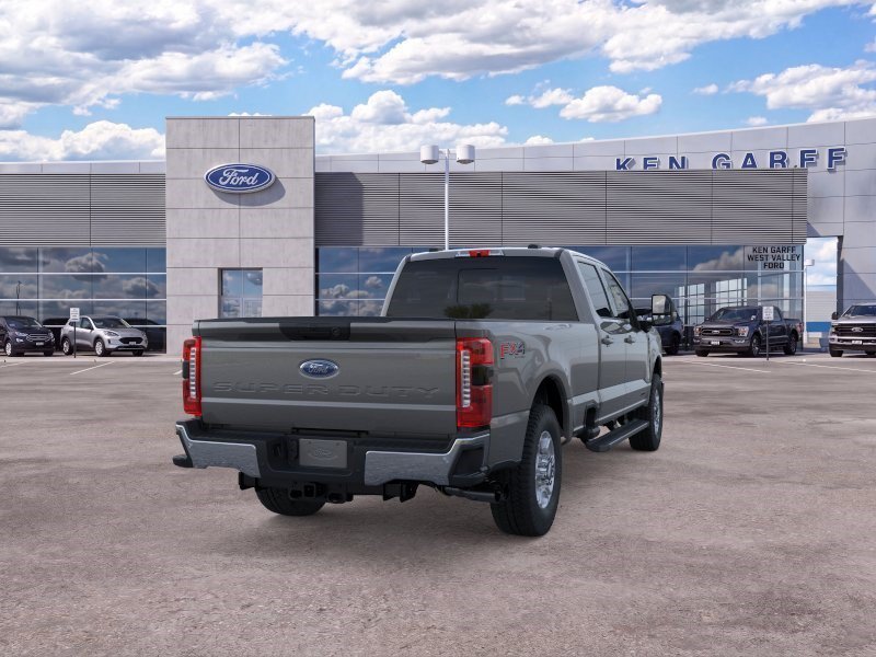 New 2026 Carbonized Gray Metallic Ford XLT image 9