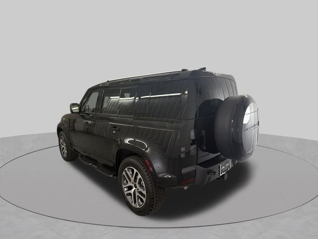 New 2026 Santorini Black Land Rover X-Dynamic SE image 7