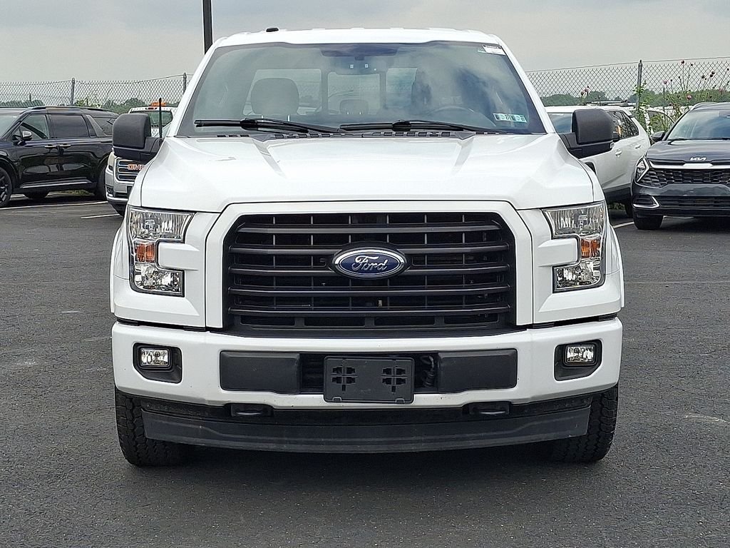 Used 2017 White Ford  image 2