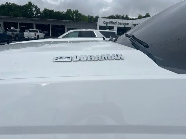 Used 2016 White Chevrolet LTZ image 10