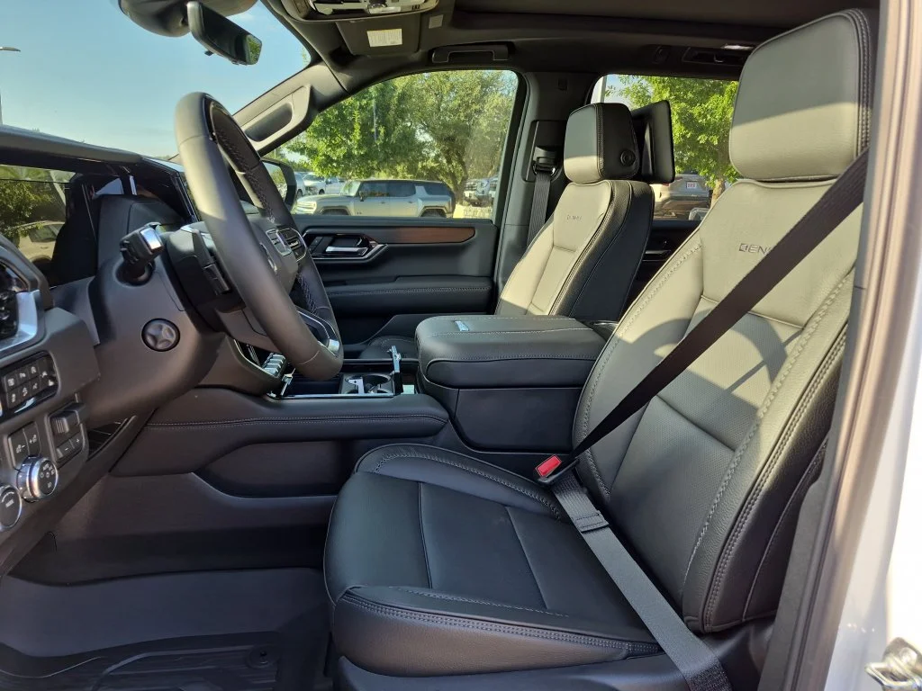 New 2026 Glacier White Tricoat GMC Denali image 18