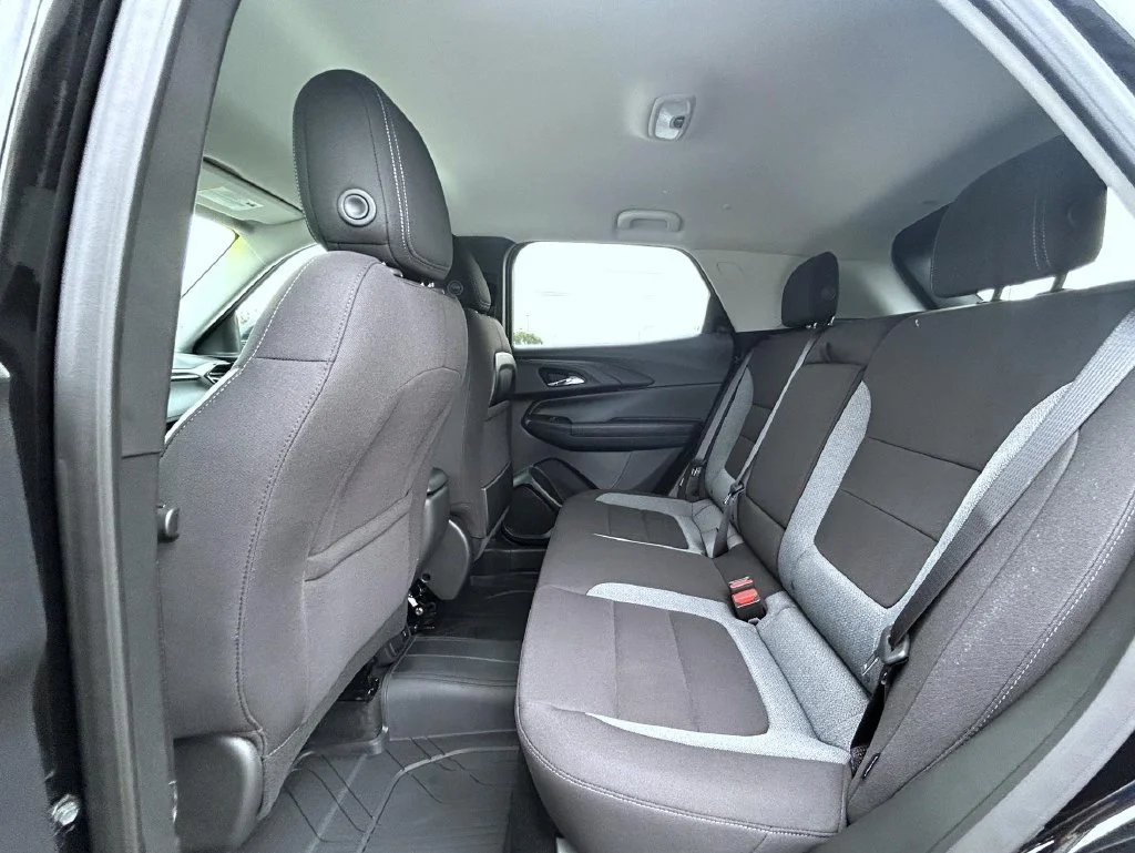 New 2026 Mosaic Black Metallic Chevrolet LT image 20