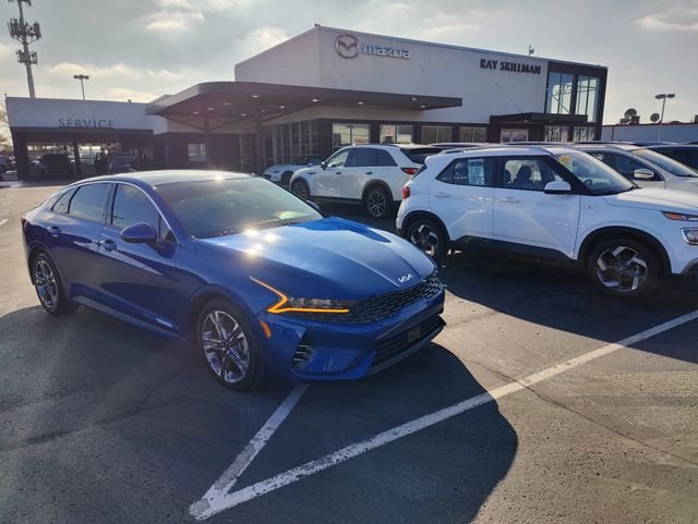 2022 Kia Optima EX FWD's photo