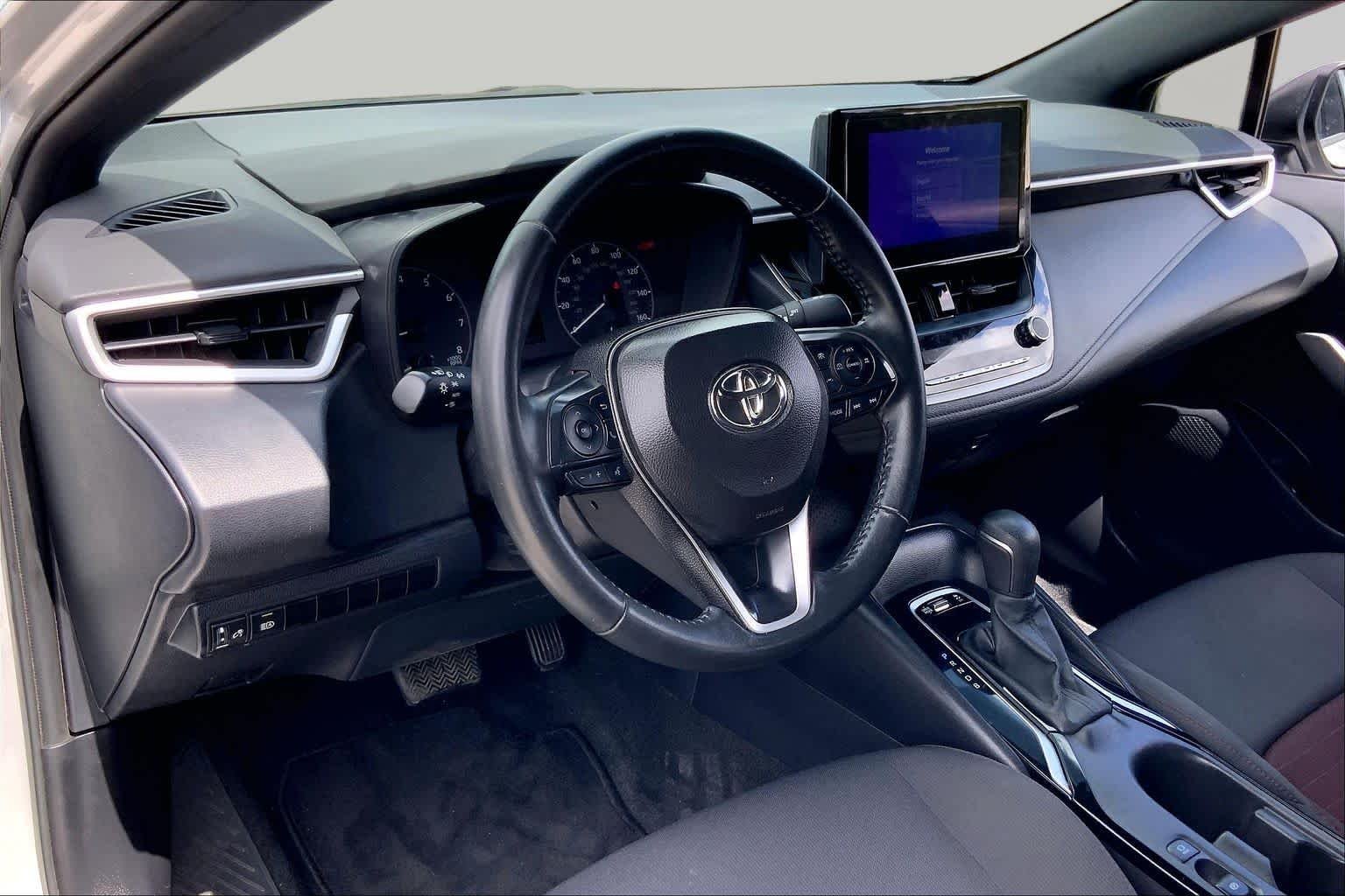 Used 2024 Classic Silver Metallic Toyota SE image 17