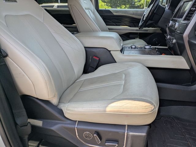 Used 2020 White Ford Platinum image 30