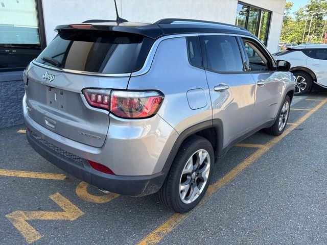 Used 2018 Silver Jeep Limited image 5