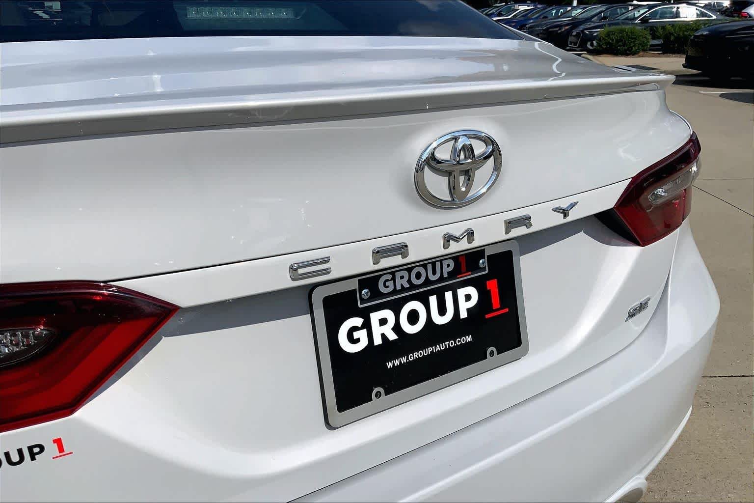 Used 2024 Ice Edge Toyota SE image 32