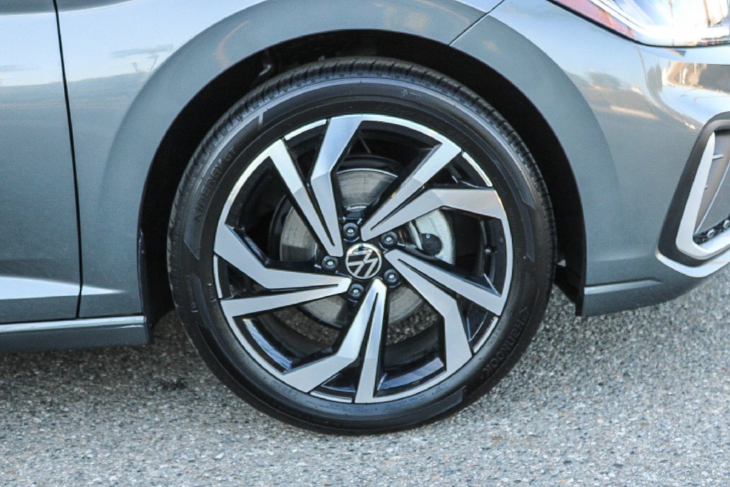 New 2027 Gray Volkswagen 1.5T SEL image 11