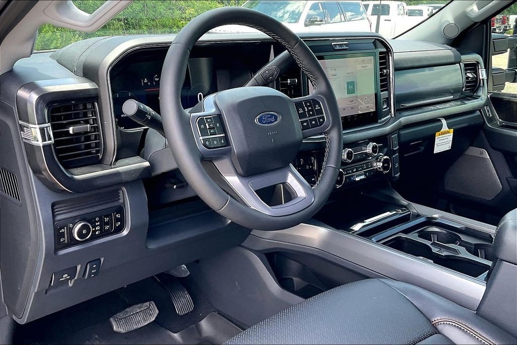New 2026 Ford Super Duty F-250 Lariat 4D Crew Cab