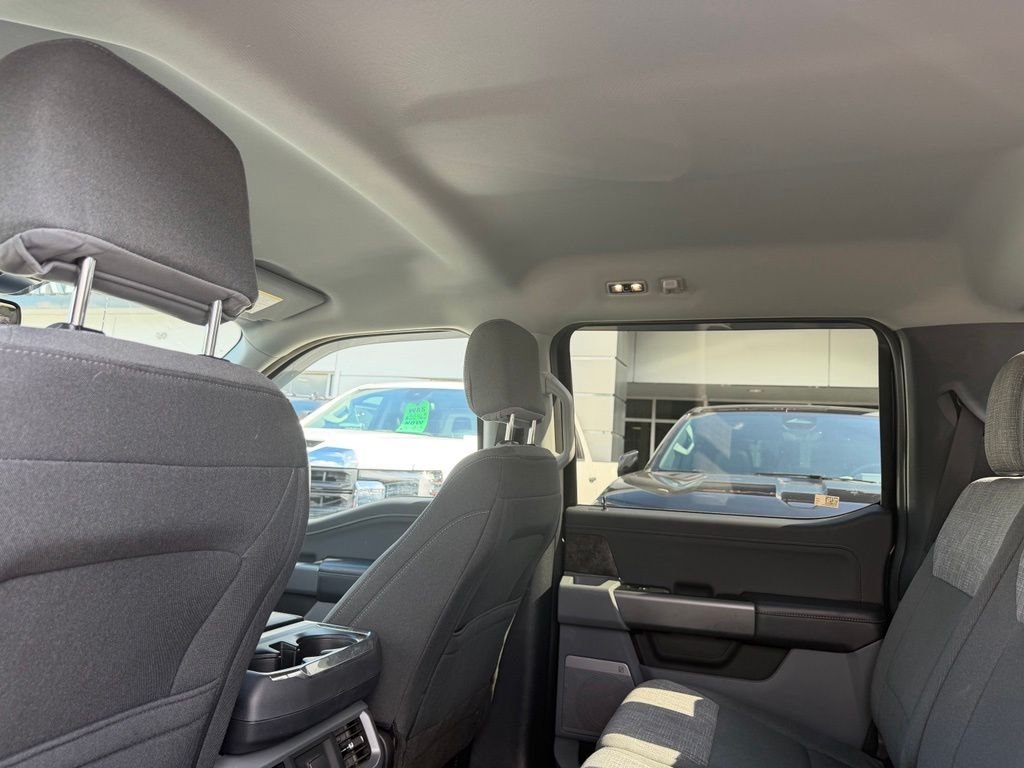 Used 2023 Blue Ford XLT image 16