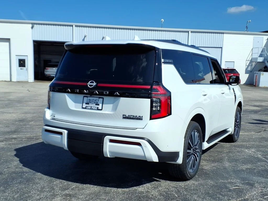 New 2026 Everest White TriCoat Nissan Platinum Reserve image 3