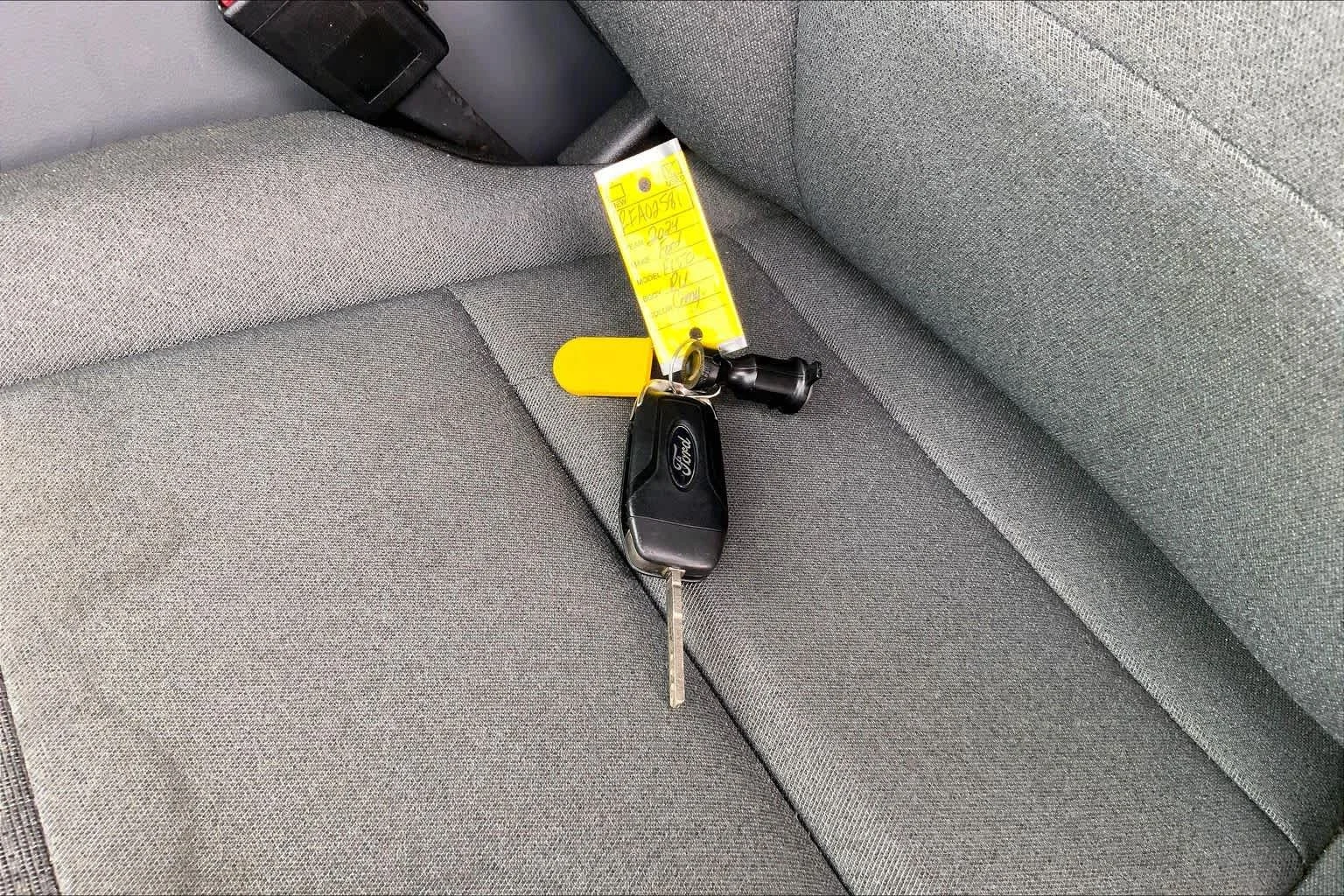 Used 2024 Avalanche Ford XLT image 14
