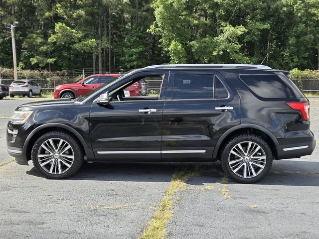 Used 2018 Black Ford Platinum image 2