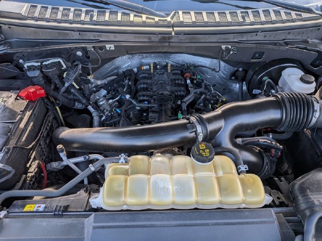 Used 2021 Blue Lincoln Reserve image 25