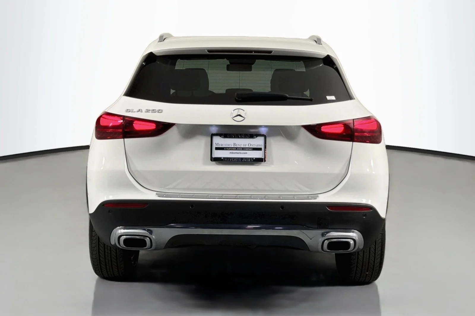 Used 2024 Polar White Mercedes-Benz 250 image 4
