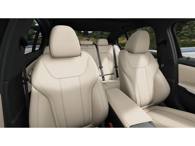 New 2026 Black Sapphire Metallic BMW 330i NA xDrive image 11